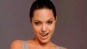 angelinajolie3a